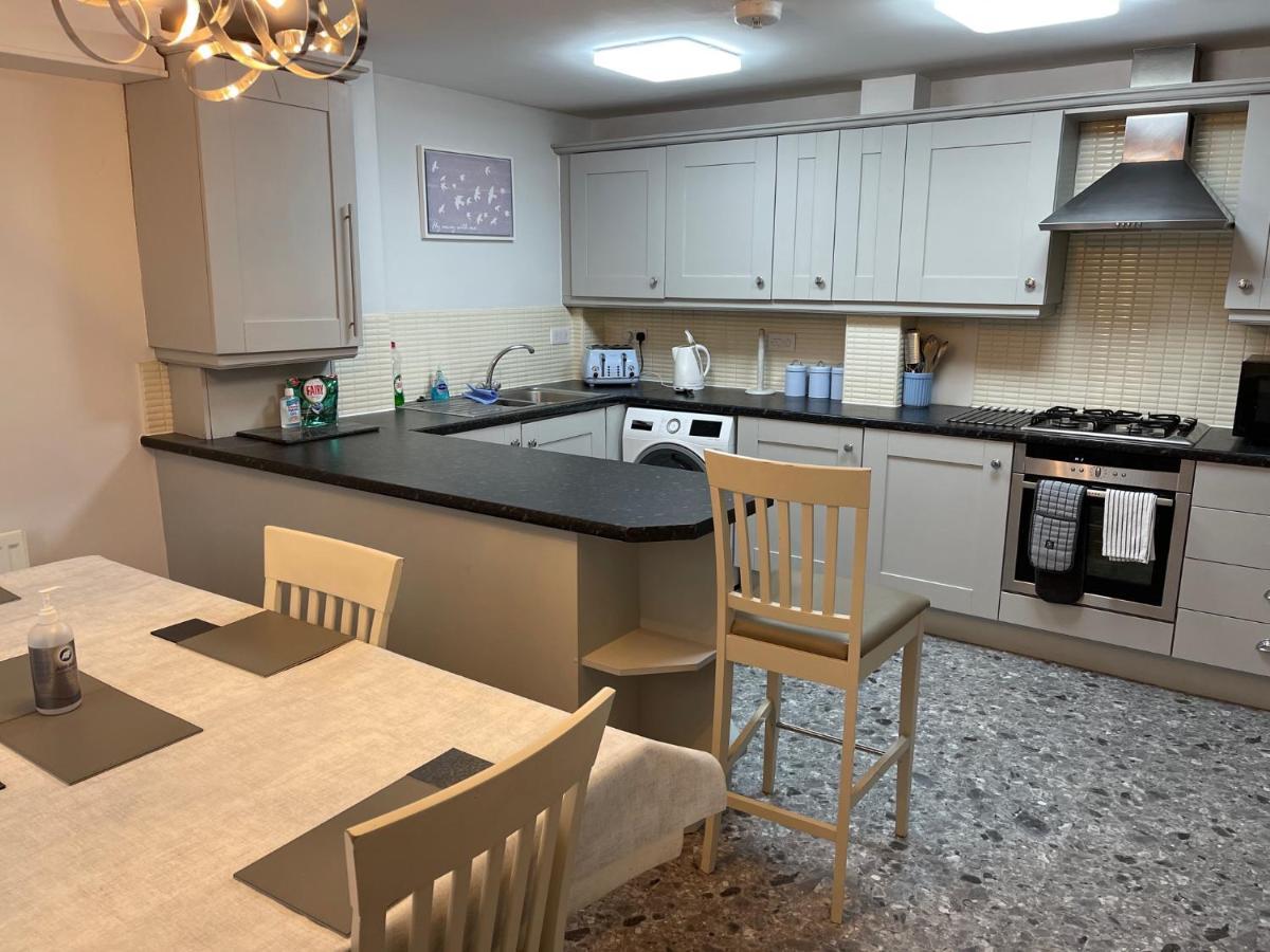 The Beeches - Serviced Duplex Apartment Sheffield Bagian luar foto