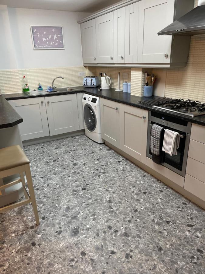 The Beeches - Serviced Duplex Apartment Sheffield Bagian luar foto