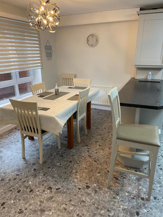 The Beeches - Serviced Duplex Apartment Sheffield Bagian luar foto