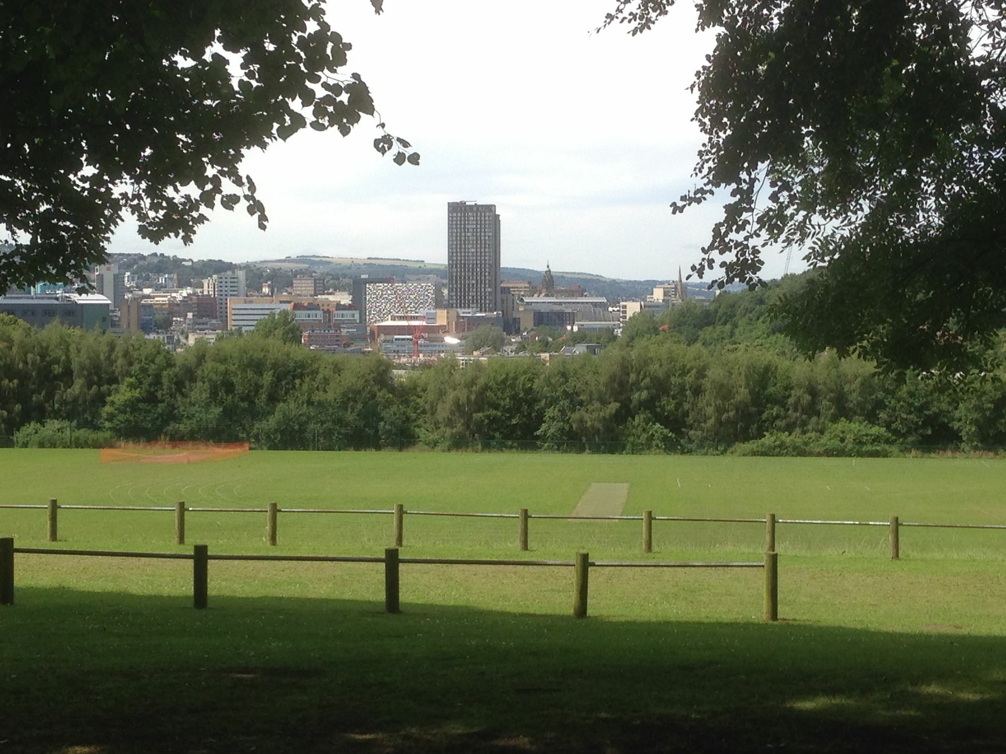 The Beeches - Serviced Duplex Apartment Sheffield Bagian luar foto